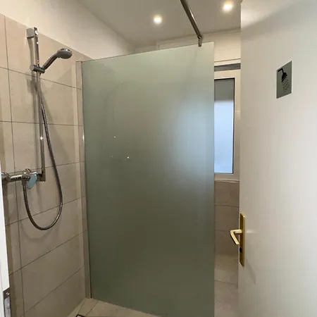 Pensjonat N&l Leverkusen